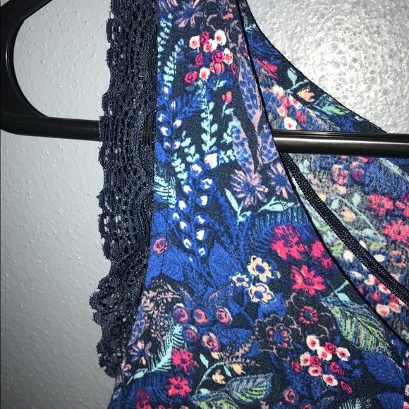 EUC Lauren Conrad Boho Top, Small - Picture 2 of 3